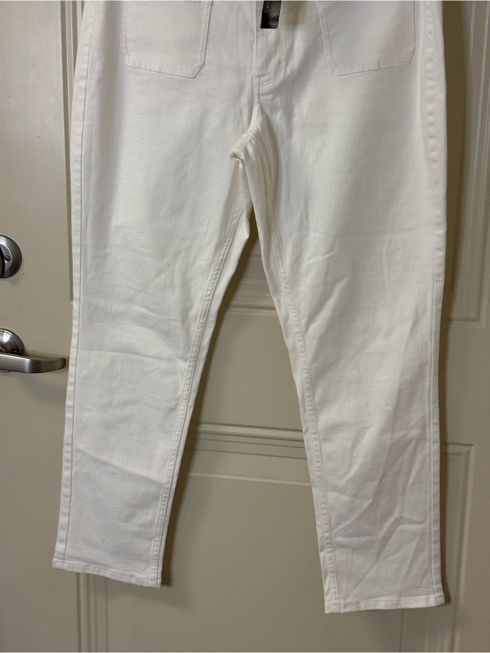 NWT White House Black Market Women’s White High-Rise Skinny Jeans SZ 12 $110 - Picture 3 of 14